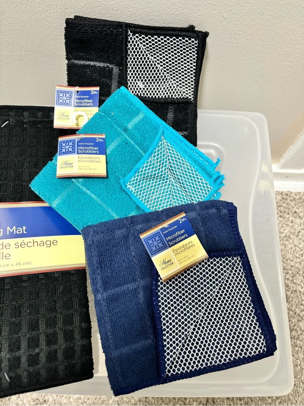 Kitchen (3) 12 x 18” microfiber drying mats black. (3) 2 packs dish scrubber